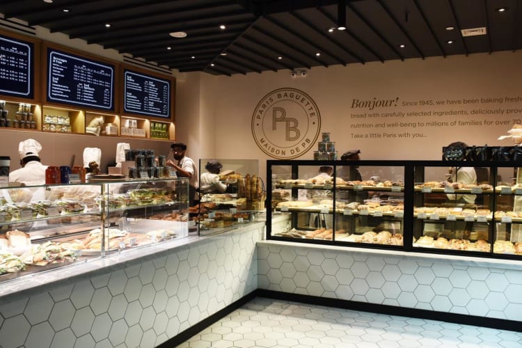 Paris Baguette interior